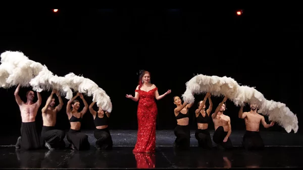 Η «Εύθυμη Χήρα» για 10 παραστάσεις στο «Ολύμπια»