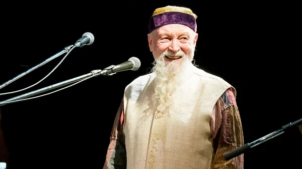 Ας γνωρίσουμε από κοντά τον Terry Riley
