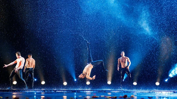 Δύο χορευτικά θεάματα για όλη την οικογένεια