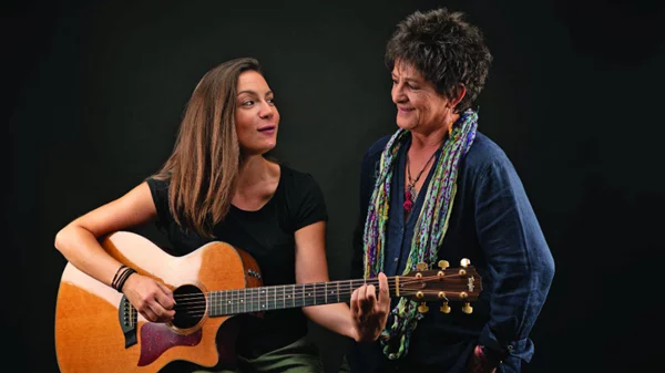 Γιορτινή αυλαία για το «Γυάλινο»