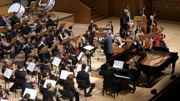 Μια ελληνική συμφωνική ορχήστρα περιοδεύει στην Κίνα τις γιορτές!