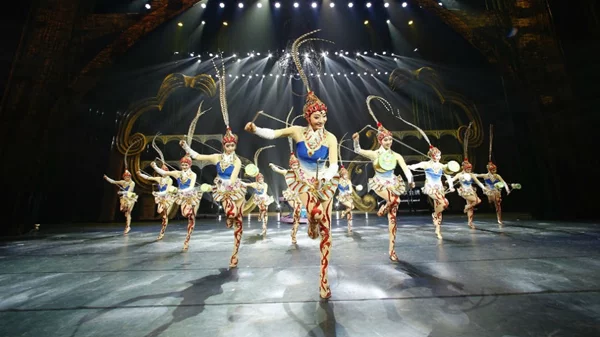 Κινέζοι ακροβάτες που κόβουν την ανάσα