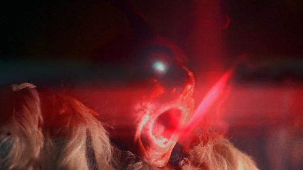 Ο Γιάννης Βεσλεμές παρουσιάζει το παγανιστικό «Εγχειρίδιο του Κακού»