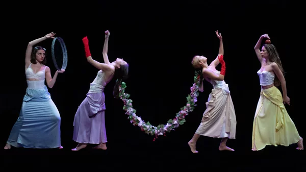 Έρχεται η «Δόξα κοινή» του Δημήτρη Τάρλοου στο θέατρο Πορεία