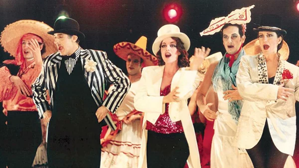 Όλη η Αθήνα μεταμορφώνεται σε ένα μεγάλο cine-event