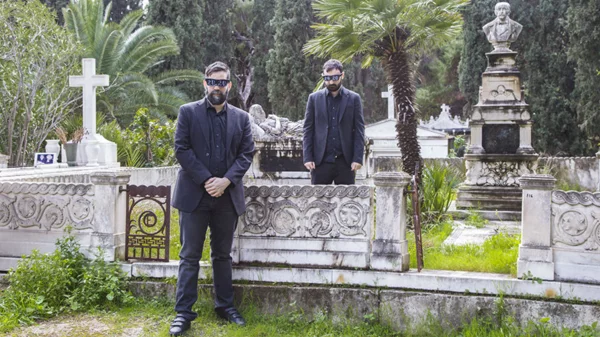 ΦΥΤΑ, τι δουλειά έχετε με τον Ορφέα και τους τάφους των εθνικών ηρώων;