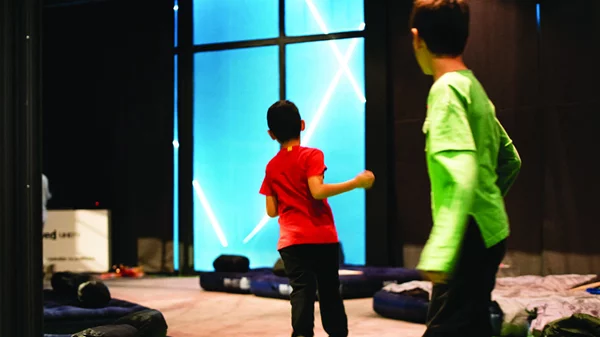 Υπερηρωικό ξενύχτι στην Τεχνόπολη