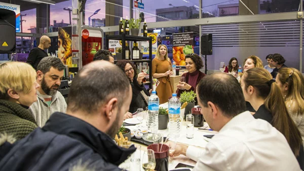 Τη σαγήνη των γλυκών κρασιών αποκάλυψε το My market