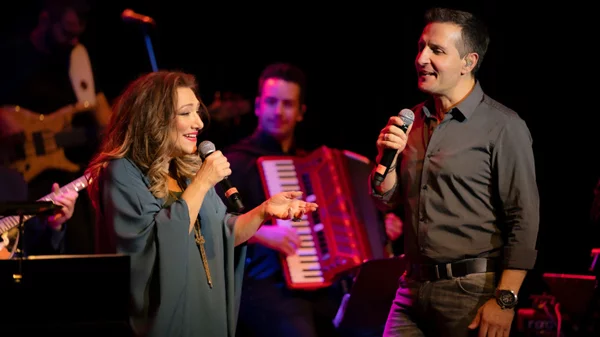 Περάσαμε μια όμορφη νύχτα στο «Γυάλινο» με Βιτάλη και Μπάση