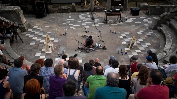 Interfaces: Το συνέδριο που φέρνει κοντά όλη τη δημιουργική Ευρώπη