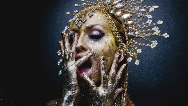 Έρχεται το νέο «Venus in Furs» party