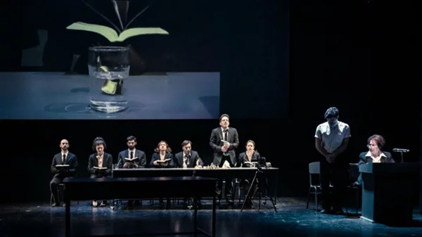 Χάρισε το δώρο του θεάτρου σε όσους το έχουν ανάγκη