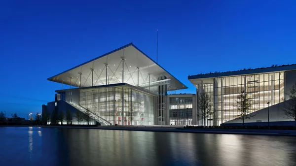 Updated | Επιπλέον μέτρα απολύμανσης παίρνουν τα θέατρα