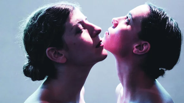 «Ιnstar»: Πώς το σώμα μιλάει για τη γυναίκα