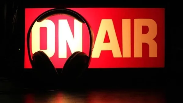 "Radio Nights": Το ραδιόφωνο πρωταγωνιστεί στον κινηματογράφο