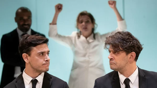 «Το Θέατρο Τέχνης -και- στο σπίτι» κάνει πρεμιέρα