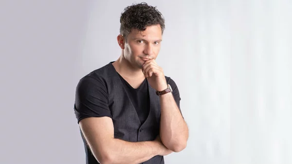 Ο Σταύρος Σαλαμπασόπουλος σε live stream performance