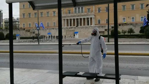 Δωρεά του Ιδρύματος Μποδοσάκη για απολυμάνσεις στον Δήμο Αθηναίων