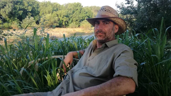 Δείτε κομμένες σκηνές από την «Μπαλάντα της Τρύπιας Καρδιάς»