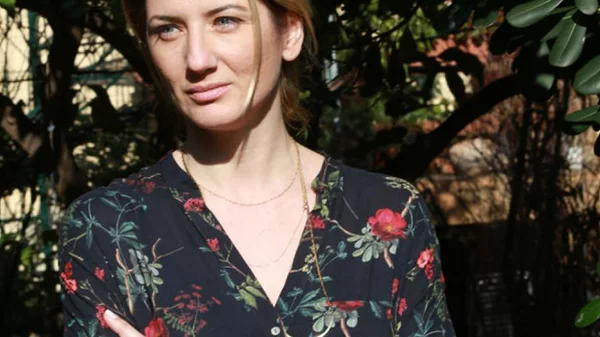 Διαβάζουμε σπίτι με την Μαριαλένα Σπυροπούλου