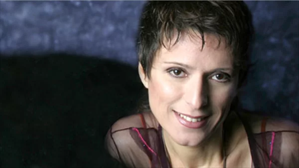 Η playlist της ημέρας από την Αναστασία Μουτσάτσου