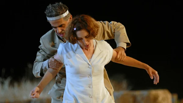 Η «Αντιγόνη» δια χειρός Λευτέρη Βογιατζή διαθέσιμη οnline