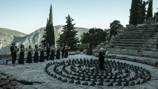 «Τρωάδες» από τον Τερζόπουλο, ηλεκτρονική μουσική και Καβάφης έρχονται στο κανάλι του Ιδρύματος Ωνάση