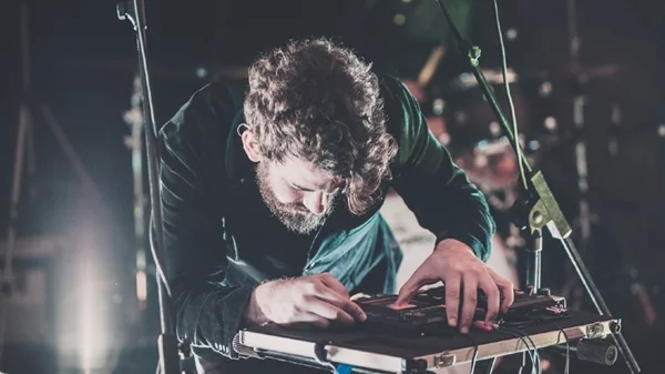 Athens Streaming | Συντονιζόμαστε στα καλύτερα δωρεάν του διαδικτύου (25/4-1/5)