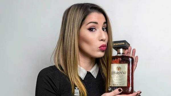 Homemade cocktail της ημέρας | «Disaronno Fizz», της Χρύσας Τσάμπου