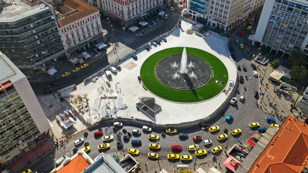 Παραδίδεται στους πολίτες η νέα, εντυπωσιακή Πλατεία Ομονοίας