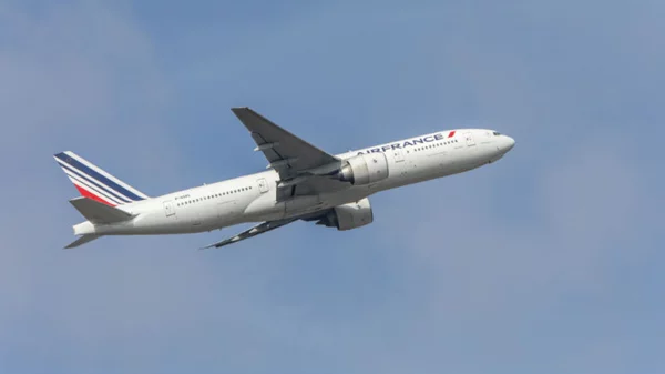 Air France: Ξαναξεκινούν οι πτήσεις προς Ελλλάδα