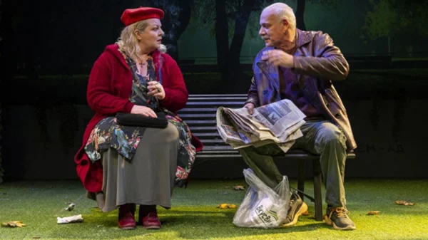 Επιστρέφουν στο «Παγκάκι» Γιώργος Κιμούλης και Φωτεινή Μπαξεβάνη