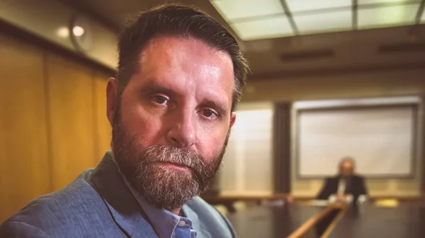 Ο Δημήτρης Μυλωνάς παίζει σε διπλό ταμπλό στο Χυτήριο