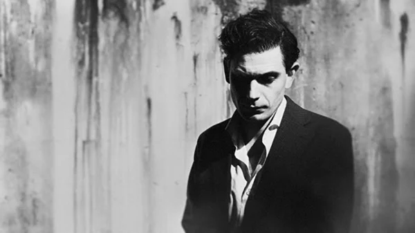 Luke Elliot | Ένας modern dark crooner στην Τεχνόπολη