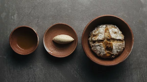 Η τρέλα του ψωμιού χτυπά τα εστιατόρια