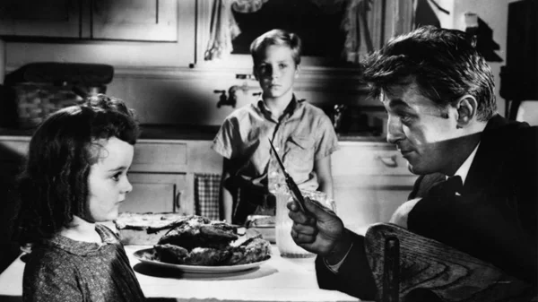 Απόψε (18/9) στην TV: δράμα, τρόμος και κωμωδία