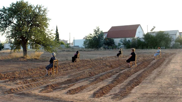 «Αγροτικά Αποτυπώματα ΙΙ»: Η Αιμιλία Μπουρίτη ιχνηλατεί ξανά τον Ασπρόπυργο