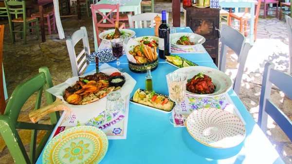 Πολίτικες γεύσεις με άρωμα... λεμόνι