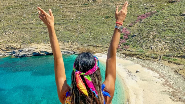 Κάναμε ένα γευστικό οδοιπορικό στη sui generis Κυκλαδίτισσα Άνδρο