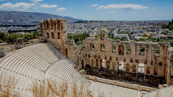 Αναστέλλονται οι πολιτιστικές εκδηλώσεις της Περιφέρειας Αττικής έως 31 Αυγούστου
