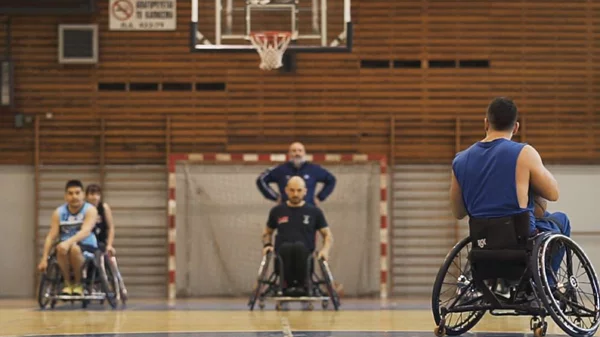 Το ντοκιμαντέρ «No Heroes» έρχεται στο CineDoc