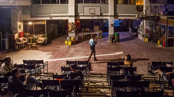 Μπήκαμε στον νέο, υπέροχο χώρο του Cartel