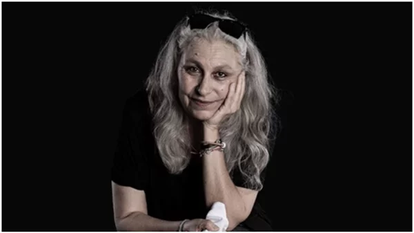 Ρέινα Εσκενάζυ: «Οι σχέσεις δεν είναι συμβιβασμός, είναι αποδοχή»