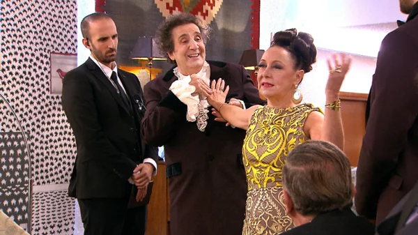 Τι κάνει ο Ντίμης Τσιμισκής-Χόφμαν στην «Τούρτα της Μαμάς»;