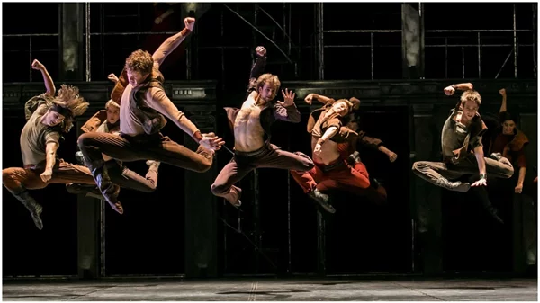 Γιορτές με το Christmas Theatre 