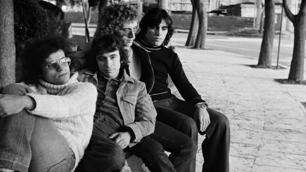 Κορυφαία ελληνικά ντοκιμαντέρ online και δωρεάν στο 6ο αφιέρωμα «Με Τα Μάτια Ανοιχτά»