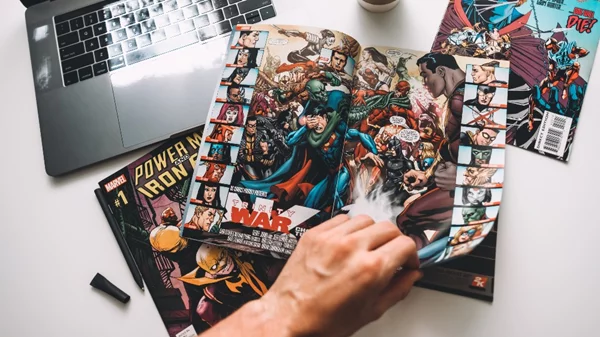 Οι κομίστες γιορτάζουν, σκιτσάρουν και συζητούν στη χριστουγεννιάτικη έκδοση του StayComicdom