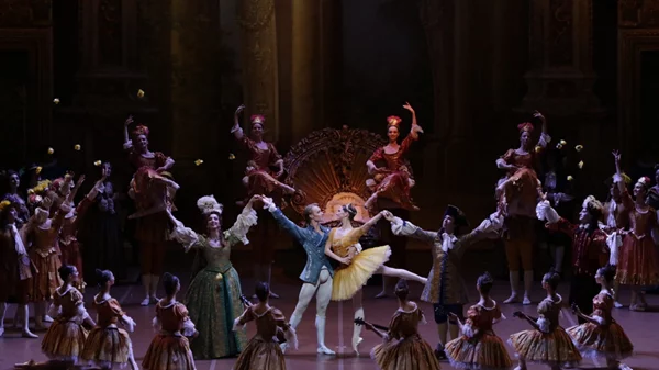 Η «Ωραία κοιμωμένη» συνεχίζει να χορεύει