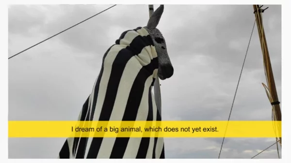 Με μια έκθεση-κραυγή για το φυλακισμένο σώμα ξεκινά η πλατφόρμα Greece in USA της Σωζήτα Γκουντούνα