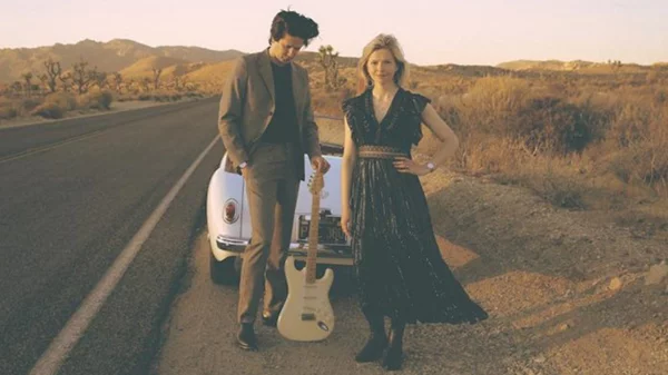 «Τελευταία έξοδος» στην Αθήνα για τους Still Corners